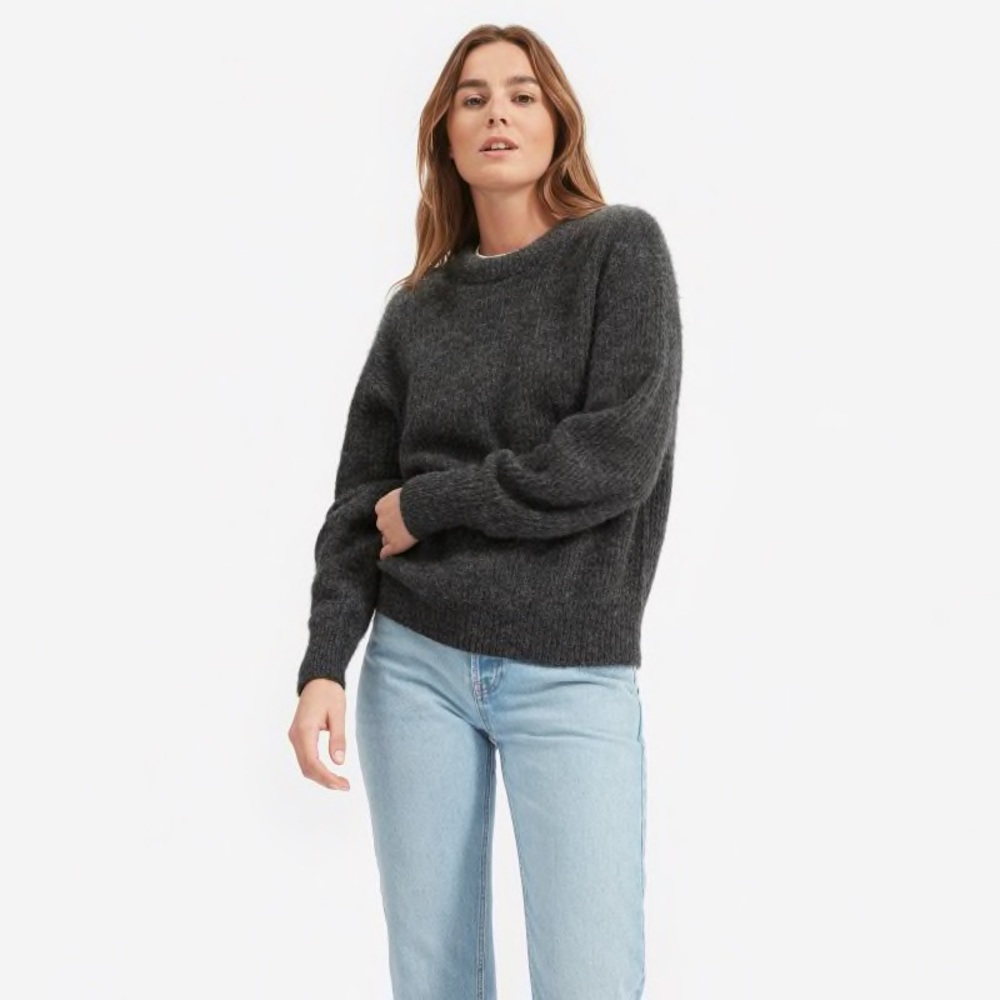 Everlane oversized alpaca crew M heather charcoal